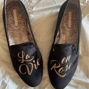 Taryn Rose NWOB size 7.5 La Vie En Rose Britney Loafers